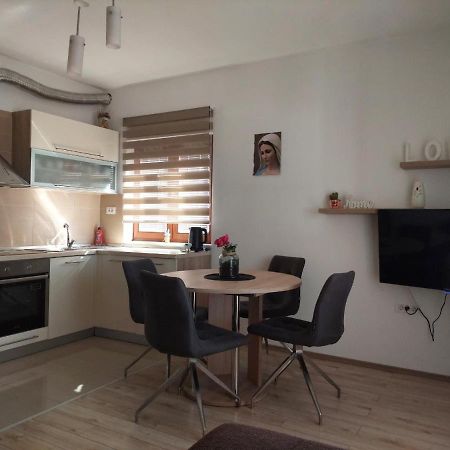 Apartments Stipe Biograd Na Moru Ngoại thất bức ảnh