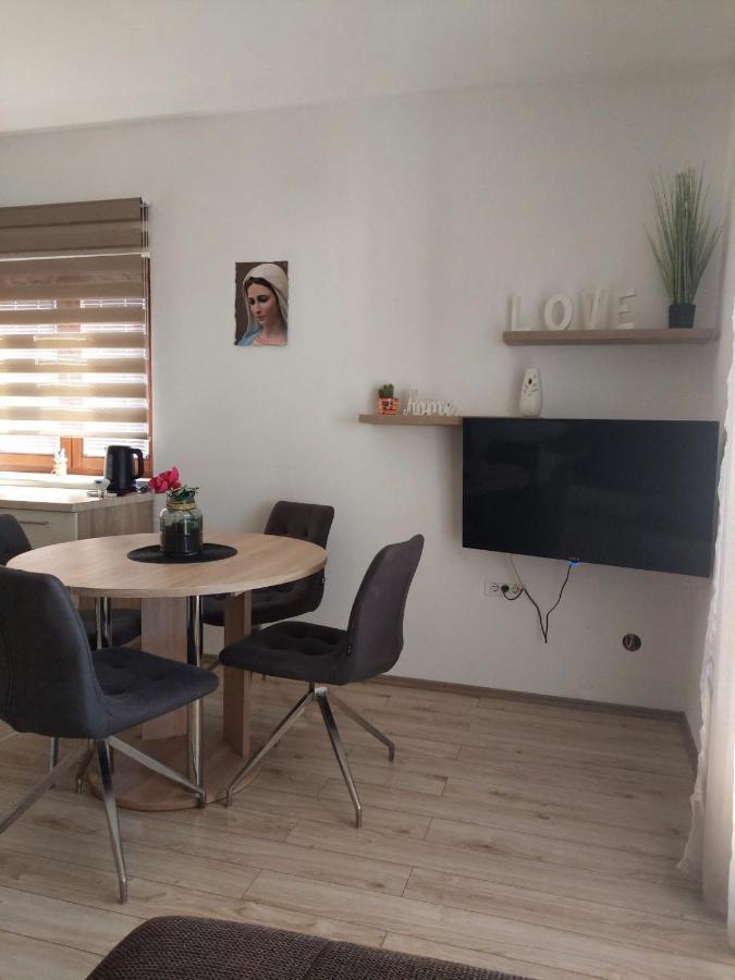 Apartments Stipe Biograd Na Moru Ngoại thất bức ảnh