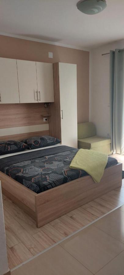 Apartments Stipe Biograd Na Moru Ngoại thất bức ảnh