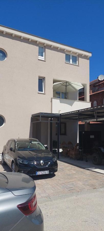 Apartments Stipe Biograd Na Moru Ngoại thất bức ảnh